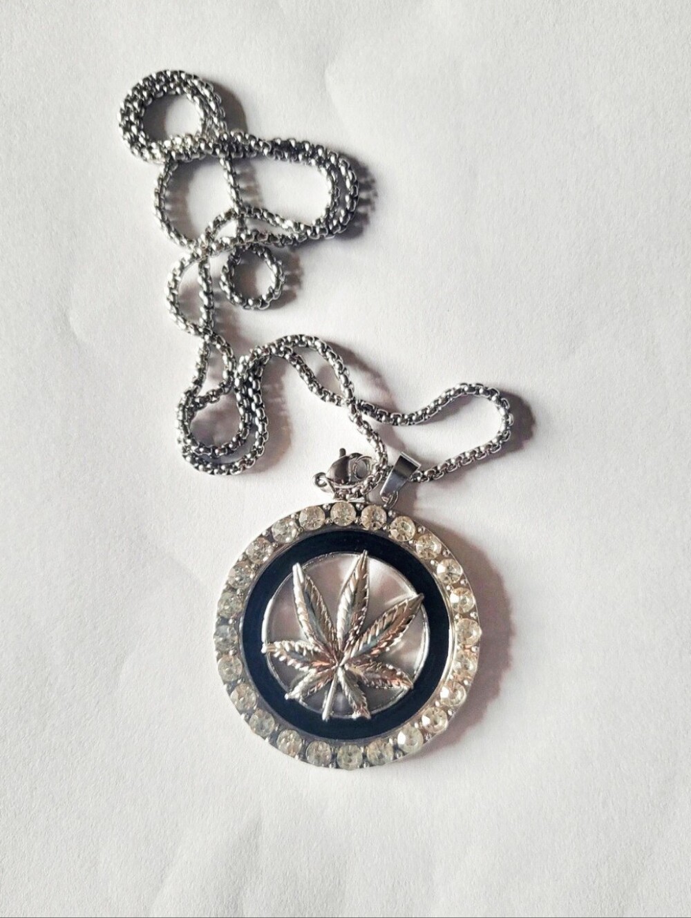 Hip Hop Leaf Pendant Necklace